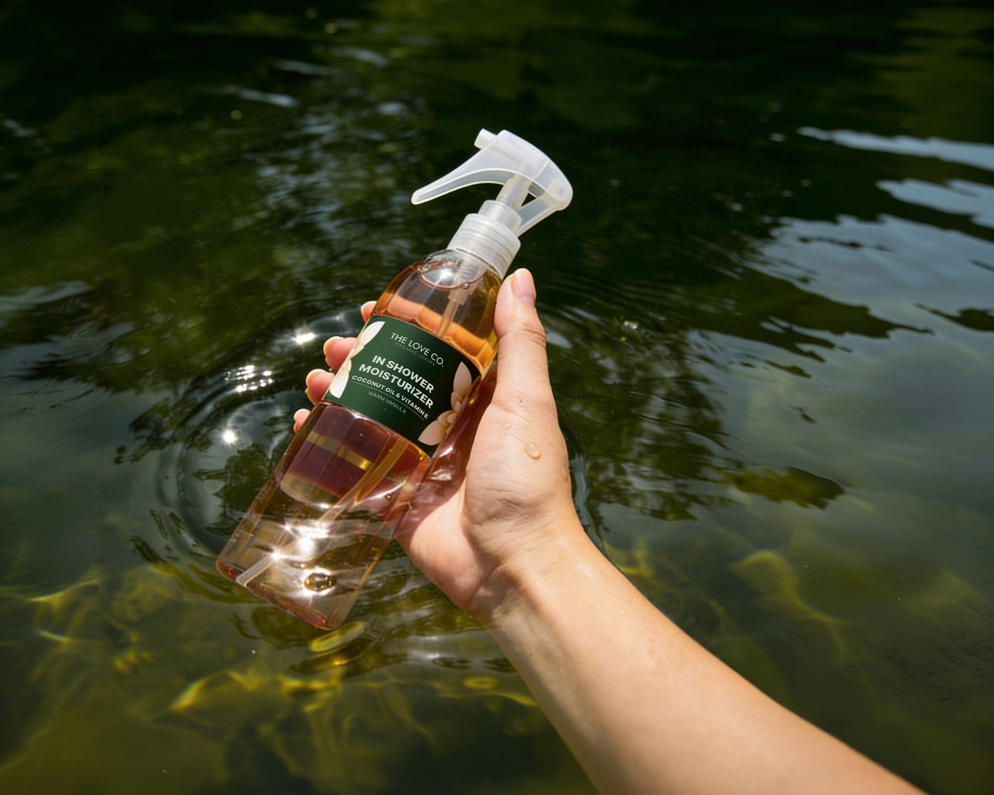 <p>Japanese Cherry Blossom —<br><em>a scent worth living in.</em></p>